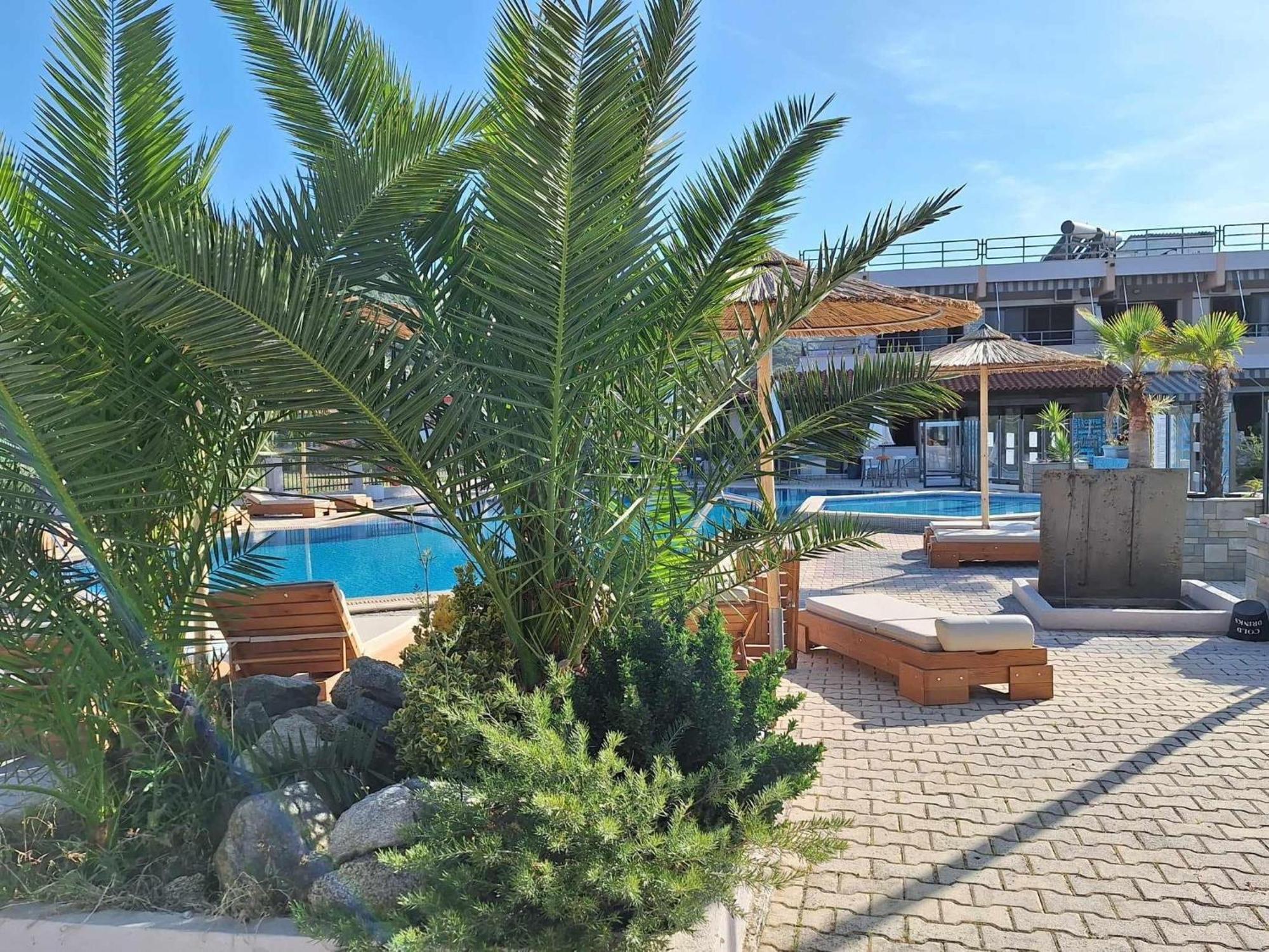 Hotel Palmera Sarti Eksteriør bilde
